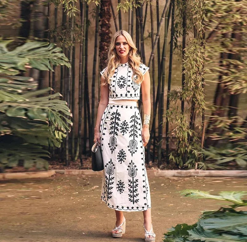 Ensemble Sara – Imprimé Chic de Top et Jupe