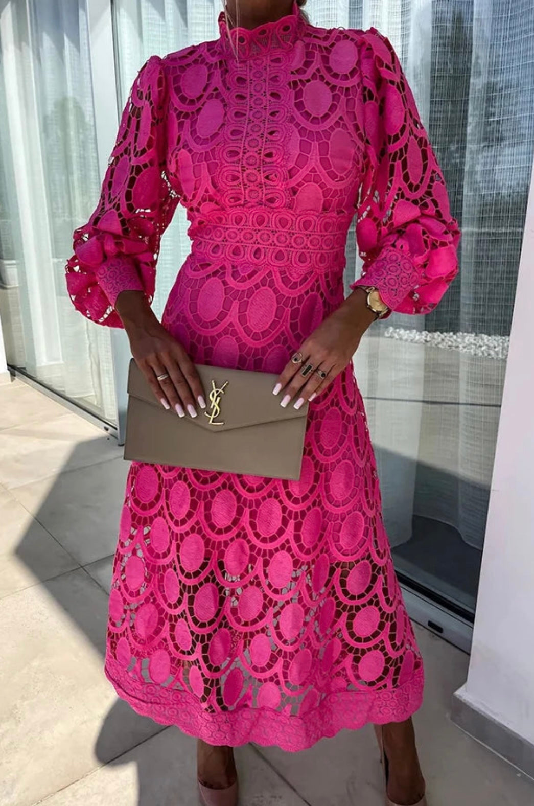 Robe Charlotte en Dentelle Élégante